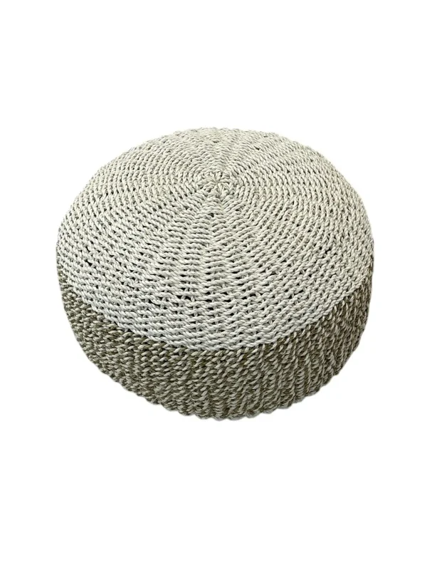 Puf realizat manual din materiale naturale. Art. Nr. NMP00298