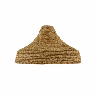Lampă suspendată boho handmade din materiale naturale, montată pe tavan.