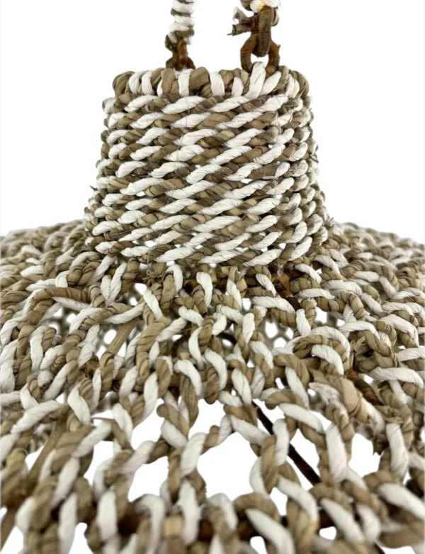 Lampă suspendată rustică – realizată manual din materiale naturale<br>Art. Nr. NMLRUSTIC-00402
