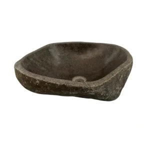 Chiuvetă din piatră de râu realizată manual, cu interior lustruit și finisaj exterior natural – lavoar unic din piatră organică.