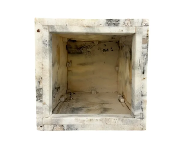 Scaun decorativ sau măsuță auxiliară din onix – realizat manual | Art. Nr. OAS00546