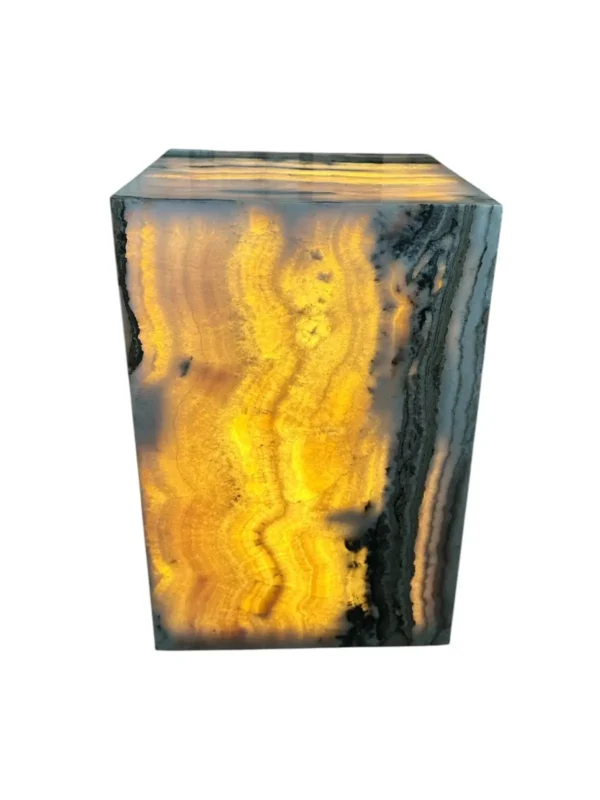 Scaun decorativ sau măsuță auxiliară din onix – realizat manual | Art. Nr. OAS00546