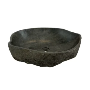 Chiuvetă din piatră de râu realizată manual, cu interior lustruit și finisaj exterior natural – lavoar unic din piatră organică.